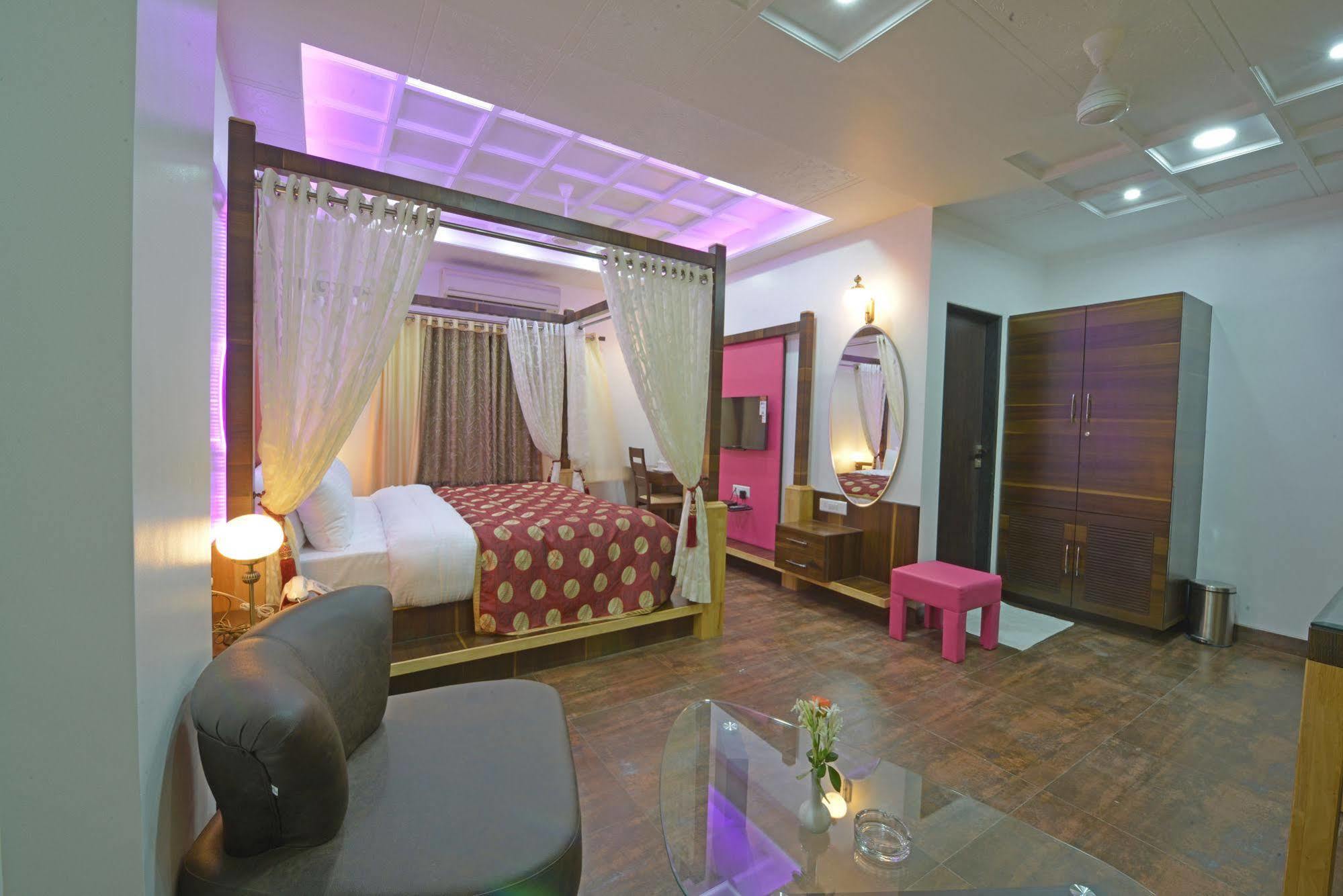 Hotel Jp International Аурангабад Экстерьер фото