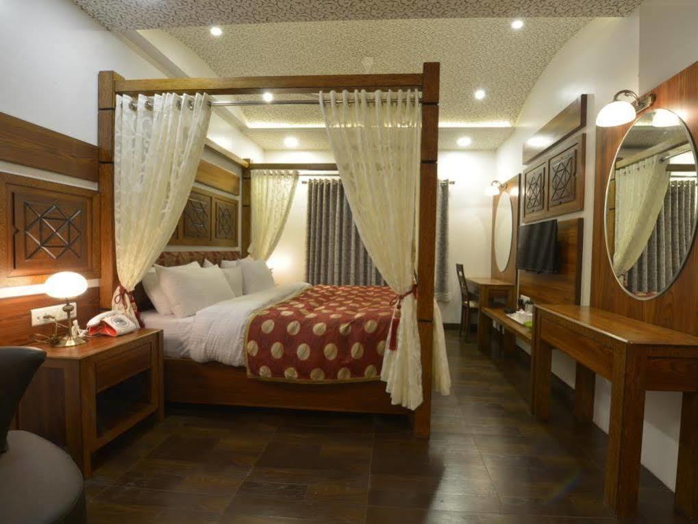 Hotel Jp International Аурангабад Экстерьер фото