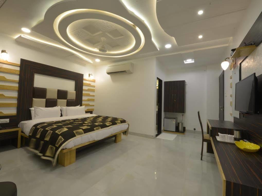 Hotel Jp International Аурангабад Экстерьер фото